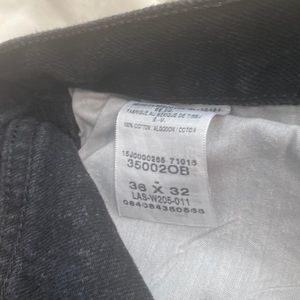 Wrangler rugged size 38x32
